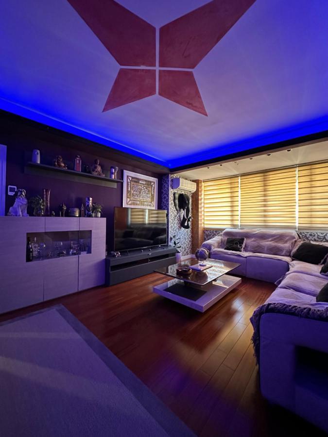 Appartement Madera De Olmo à Madrid Extérieur photo